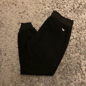 Black size medium petite Zamora Jogger Scrub Pants